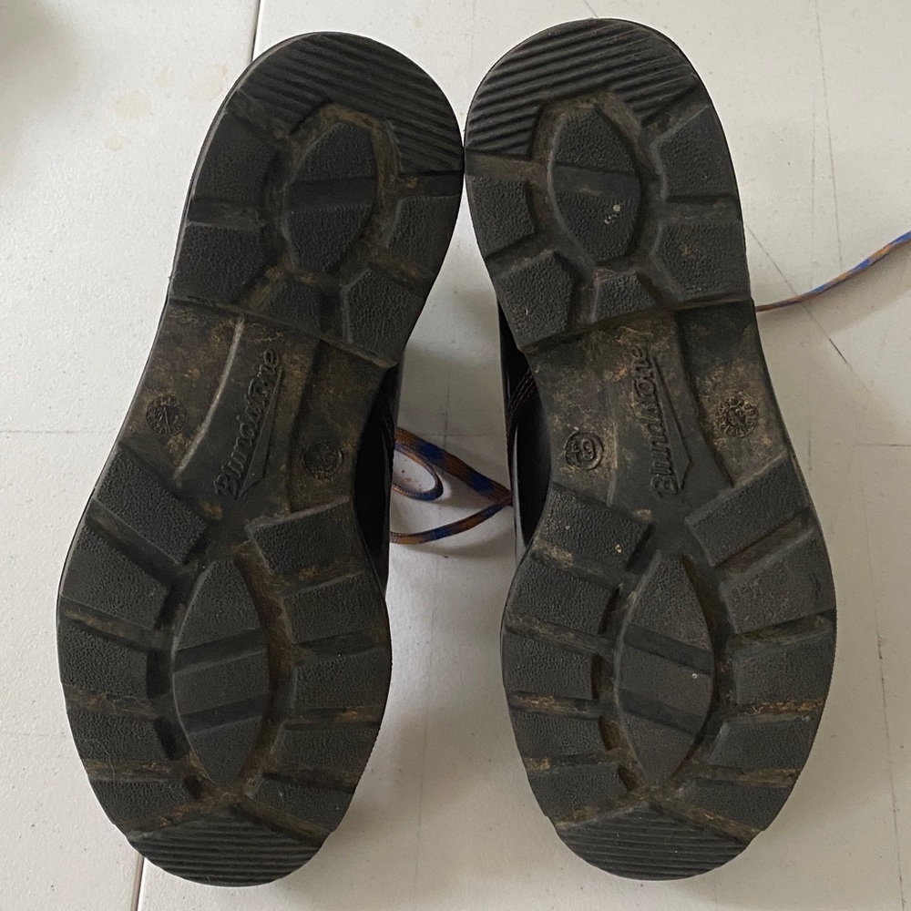 Blundstone Burgundy Distressed Lace Up 2220 W 9.5, AU 6.5 - Picture 6 of 8